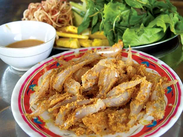 Hấp dẫn với Gỏi cá Nam Ô giàu ngon nét văn hóa ẩm thực