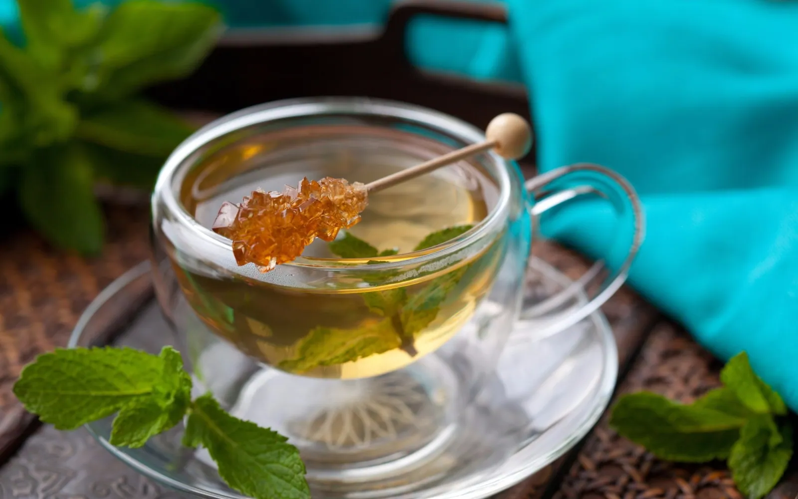 Đặc sản Mật ong bạc hà bổ dưỡng của núi rừng Hà Giang