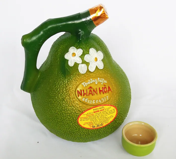 Thưởng thức đặc sản Rượu bưởi Biên Hòa đậm đà