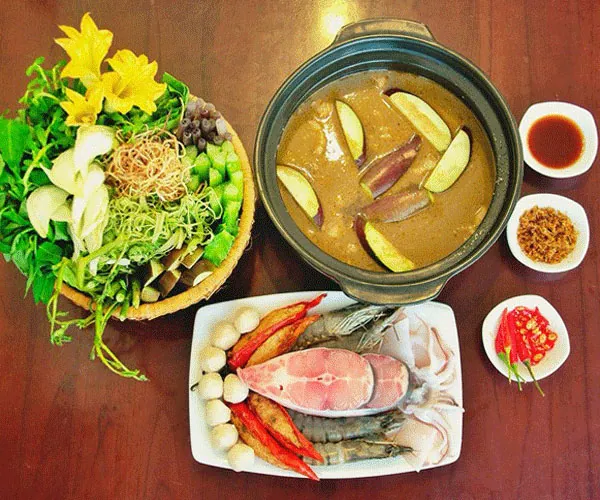 Lẩu mắm U Minh mang đậm nét đặc trưng của vùng miền