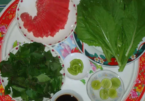 Cá gù bò tái chanh đặc trưng hương vị Quảng Ngãi khiến bạn chỉ muốn ăn mãi không thôi
