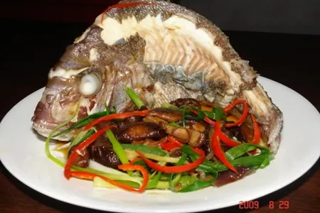 Cá mè Vinh chưng nước cốt dừa thơm ngon béo ngậy