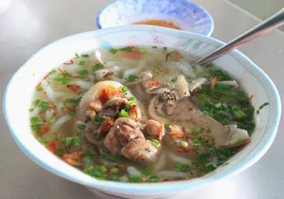 Bánh canh Long Hương – Địa điểm yêu thích cho du khách đến Vũng Tàu