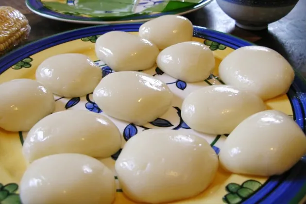 Bánh giầy làng Gàu – Món ngon bước ra từ truyện cổ