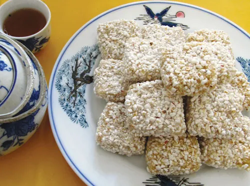 Đặc sản bánh khô mè Cẩm Lệ, Đà Nẵng