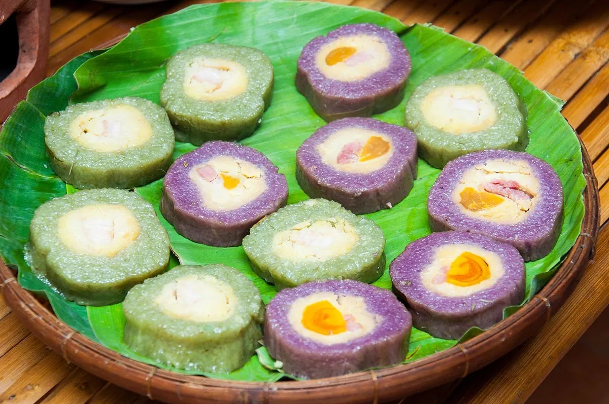 Đến Kiên Giang thưởng thức bánh tét mật cật