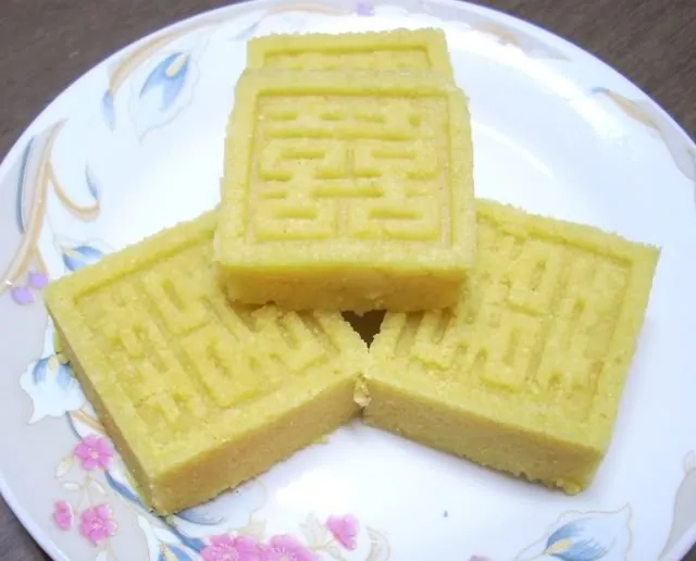 Bánh đậu xanh Hội An – Món ngon không lẫn vào đâu được