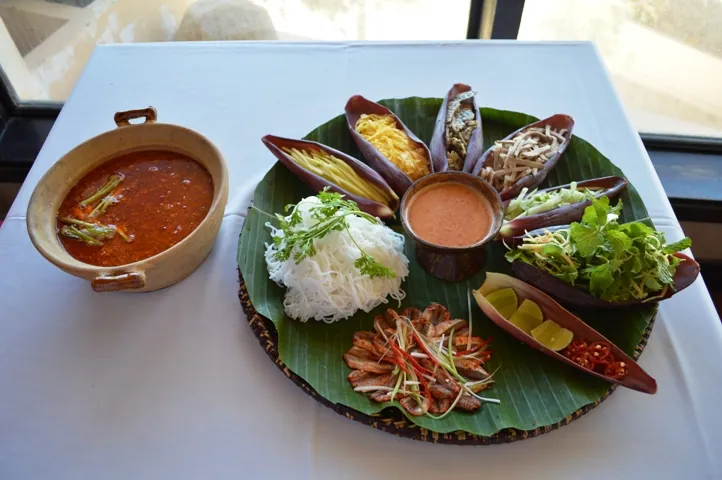 Lẩu thả – Món ngon không thể bỏ qua khi đến Phan Thiết