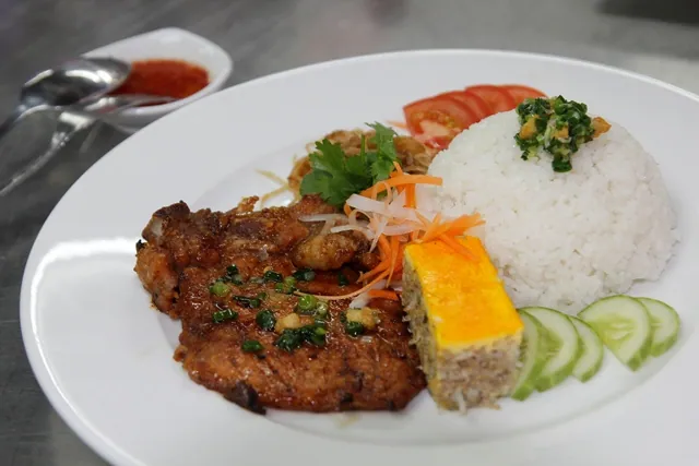 Bí quyết làm món cơm tấm Sài Gòn cực ngon và chuẩn vị