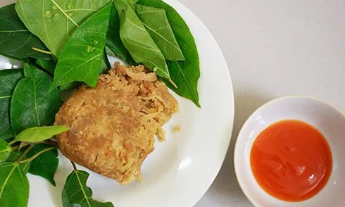Nem thính cuốn lá sung đặc sản làng Bùi – Bắc Ninh
