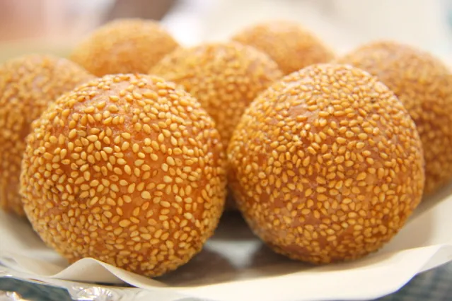 Bánh mè láo Sóc Trăng giòn ngon, thơm phưng phức