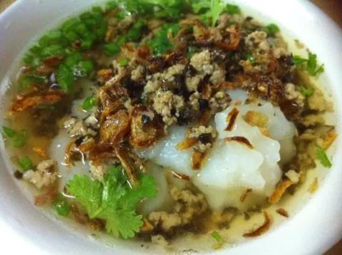 Hương vị đặc trưng của món bánh đúc nóng hà nội