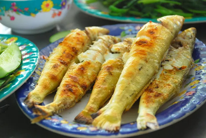 Cá đục nướng chấm mắm me món ngon không nên lỡ khi đến Phan Thiết