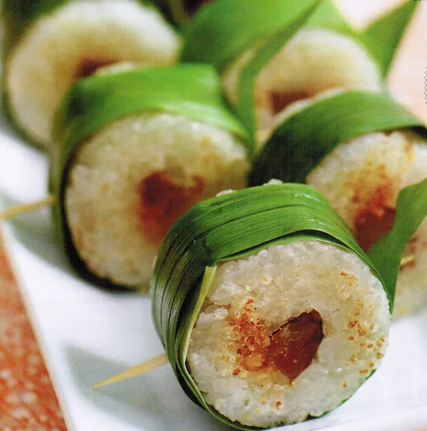 Cơm nắm lá cọ đặc sản ngon đất Phú Thọ