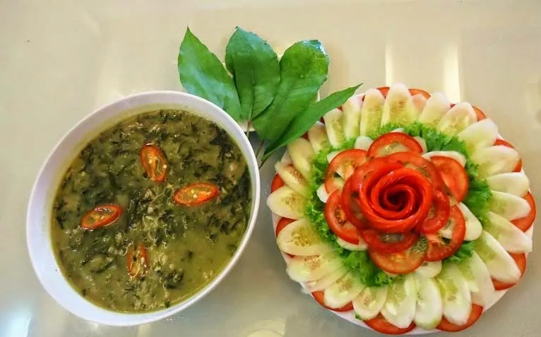 Độc đáo canh tiết lá đắng độc đáo Lai Châu