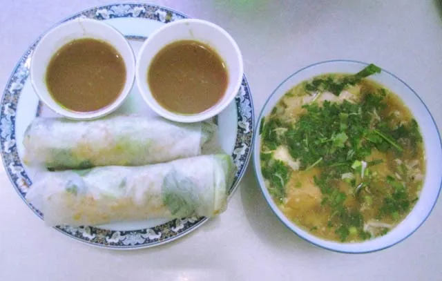 Bún chả cá, bánh canh chả cá Quy Nhơn không ăn đừng hối hận