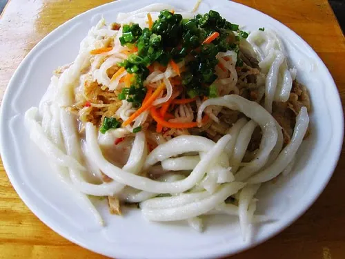 Bánh tằm Ngan Dừa dân dã như con người Bạc Liêu