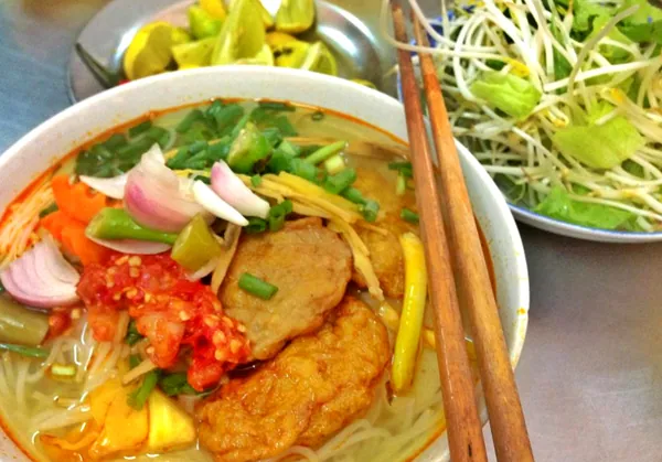 Bún chả cá, bánh canh chả cá Quy Nhơn không ăn đừng hối hận
