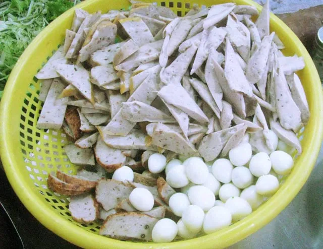 Bún chả cá, bánh canh chả cá Quy Nhơn không ăn đừng hối hận