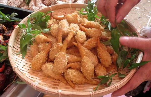 Thích thú khám phá món chả chìa bắp non