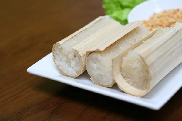 Cơm lam món đặc sản ngọt thơm của Bình Phước