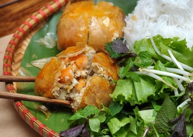 Nem cua bể món đặc sản Hải Phòng đậm đà