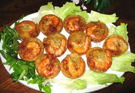 Món bánh giá đặc sản giòn rụm của Tiền Giang
