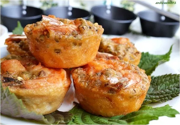 Món bánh giá đặc sản giòn rụm của Tiền Giang