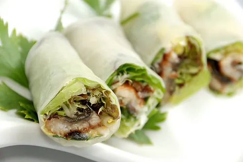 Bánh tráng phơi sương Trảng Bàng đặc sản nổi tiếng của Tây Ninh