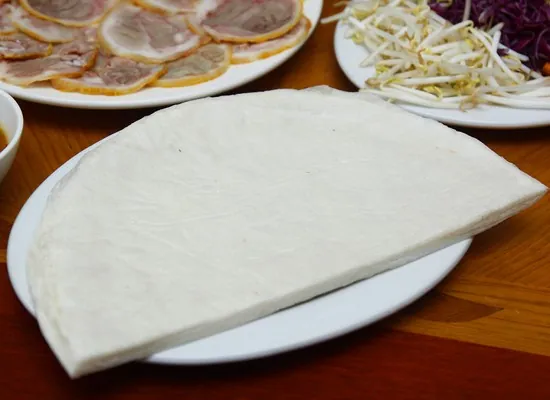 Bánh tráng phơi sương Trảng Bàng đặc sản nổi tiếng của Tây Ninh