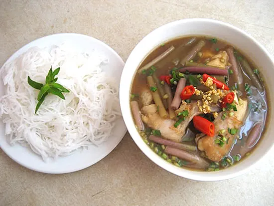 Món bông súng mắm kho đặc sản dân dã Đồng Tháp