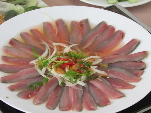 Món đặc sản gỏi Cá Trích Kiên Giang ngon không thể chối từ