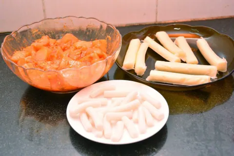 Cách làm gà sốt phô mai Hàn Quốc siêu dễ