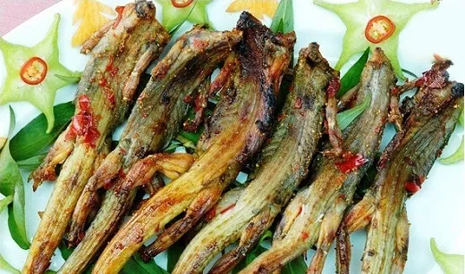 Món tắc kè xào lăn đặc sản béo ngậy của Đồng Tháp