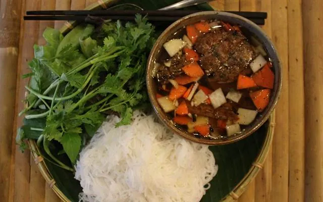 Những món ngon gây thương nhớ mỗi khi xa của Hà Nội