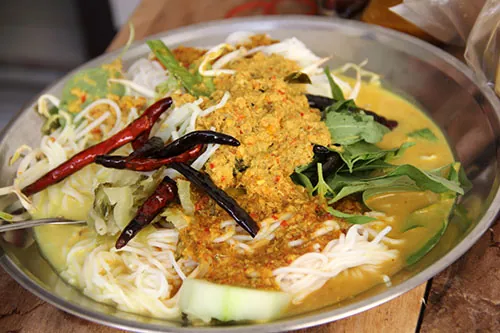 Thưởng thức 10 hương vị đặc trưng của ẩm thực đường phố tại Bangkok