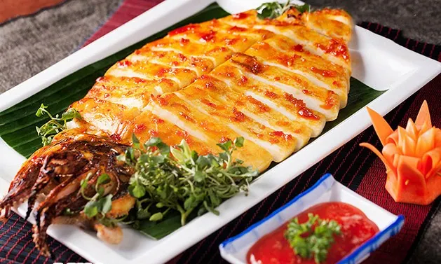 10 món hải sản cực ngon trải dài từ Bắc vào Nam
