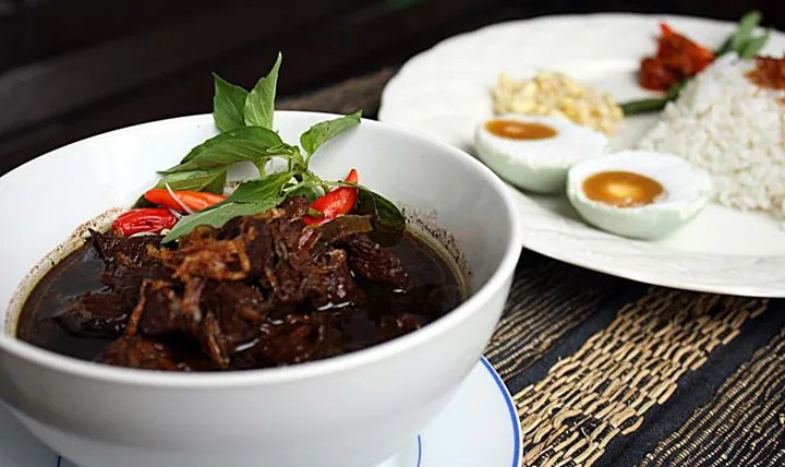 9 món ngon nhất định phải thử khi đi vòng quanh châu Á