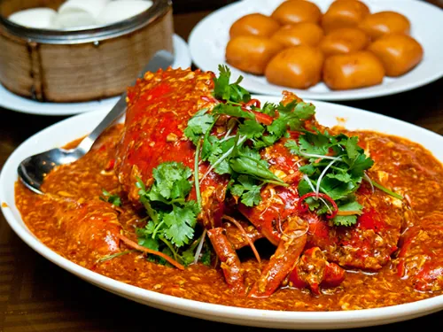 Thưởng thức cua sốt ớt – món ngon khó cưỡng lại ở đảo quốc Sư tử