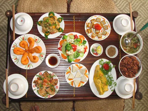 Hấp dẫn với món chay xứ Huế thơ mộng