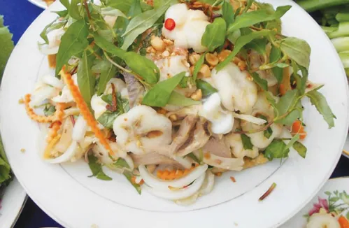 Gỏi măng cụt món đặc sản nổi tiếng của Bình Dương