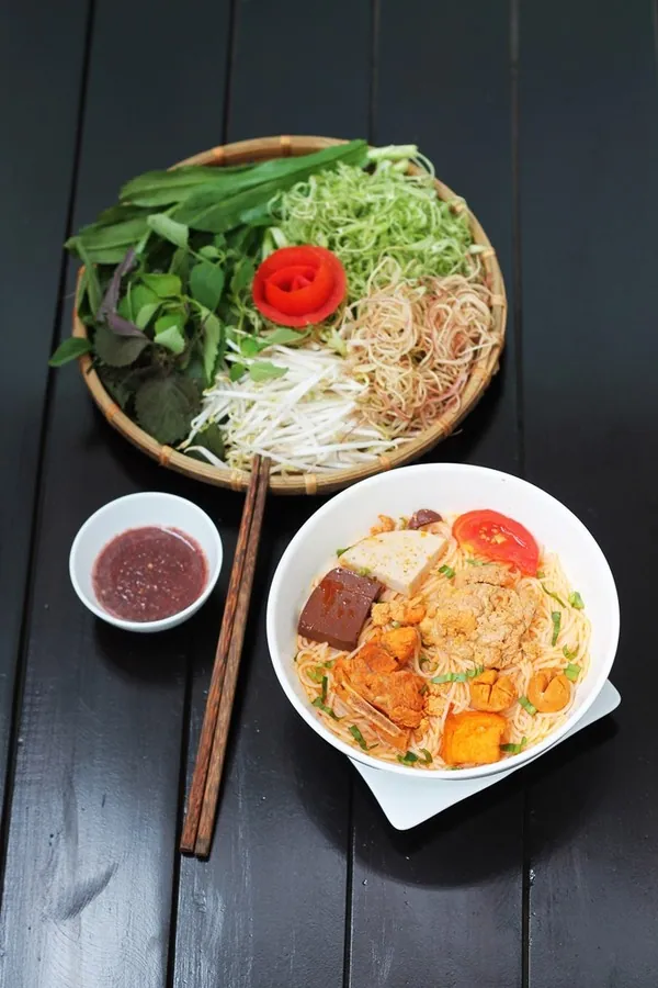 Công thức nấu bún riêu kiểu miền Nam ngon đúng điệu