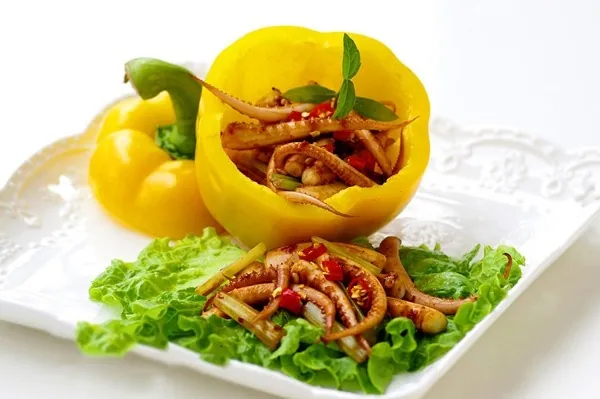 Đổi vị với râu mực xào sa tế