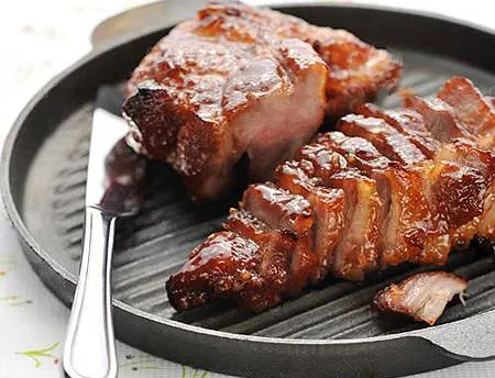 Thịt ba chỉ rán ướp ngũ vị thơm ngào ngạt ai đi ngang cũng thèm