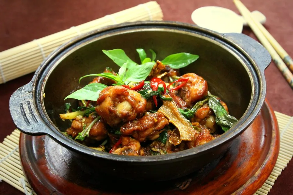Gà rang húng quế ngon mê mệt cả nhà