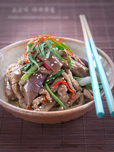 Thịt bò xào cà tím vừa ngon lại dễ làm