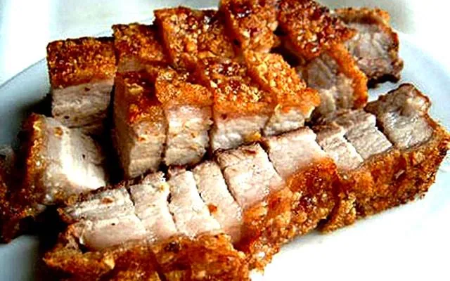 Cách làm món thịt heo quay giòn ngon thơm ngát ngay tại nhà