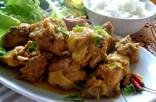 Muốn kho gà công nghiệp ngon mà không bở hãy xem ngay bí quyết này
