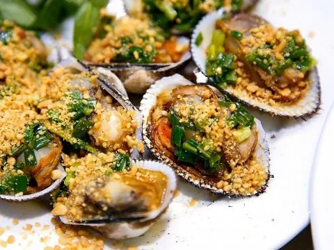 Ngon chảy nước miếng với sò lông nướng mỡ hành