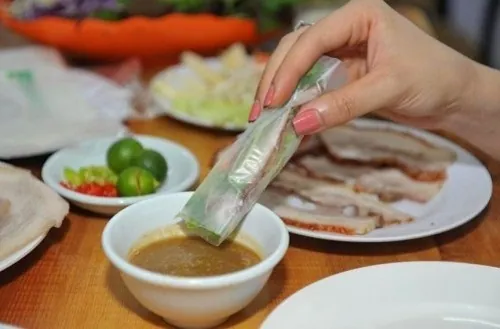 Thưởng thức đặc sản bánh tráng cuốn thịt heo Đà Nẵng ngay tại nhà với công thức cực đơn giản